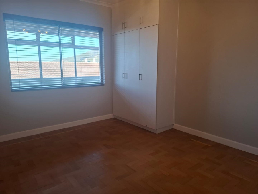 To Let 2 Bedroom Property for Rent in Gardens Western Cape